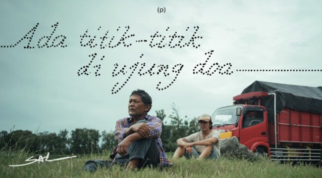 Sal Priadi merilis video musik “Ada Titik-Titik di Ujung Doa” sebagai bagian dari album Markers and Such, Pens, Flashdisks. Video berdurasi 8 menit ini mengisahkan pergulatan batin seorang sopir truk dan jarak dengan keluarga.