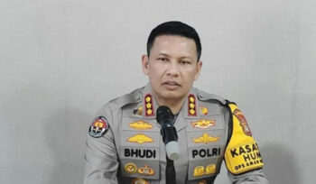 Wakil Koordinator KontraS, Andrie Yunus, disiram air keras di Jalan Salemba, Jakarta Pusat, Kamis malam (12/3/2026). Korban mengalami luka di tangan, wajah, dan mata. Polisi masih menyelidiki kasus ini untuk mengungkap pelaku dan motif serangan.