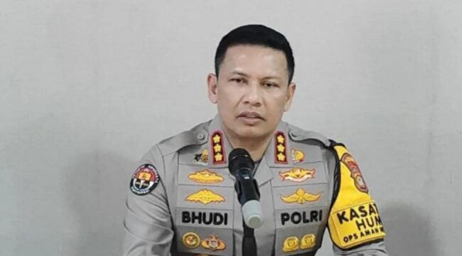 Wakil Koordinator KontraS, Andrie Yunus, disiram air keras di Jalan Salemba, Jakarta Pusat, Kamis malam (12/3/2026). Korban mengalami luka di tangan, wajah, dan mata. Polisi masih menyelidiki kasus ini untuk mengungkap pelaku dan motif serangan.