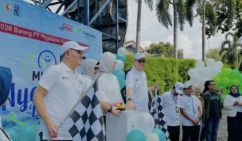 Suasana pelepasan peserta Mudik Gratis Pegadaian 2026 di Universitas Budi Luhur, Jakarta Selatan, Senin, (16/3/2026). Program ini turut melibatkan Kantor Wilayah Pegadaian IX Jakarta 2 dalam pemberangkatan pemudik.