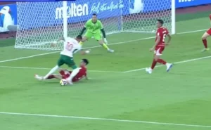 Timnas Indonesia kalah 0-1 dari Bulgaria di final FIFA Series 2026 lewat gol penalti Marin Petkov. Dominasi Garuda tak cukup untuk hindari kekalahan di GBK.(Istimewa)