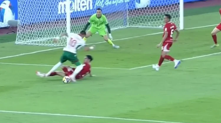 Timnas Indonesia kalah 0-1 dari Bulgaria di final FIFA Series 2026 lewat gol penalti Marin Petkov. Dominasi Garuda tak cukup untuk hindari kekalahan di GBK.(Istimewa)