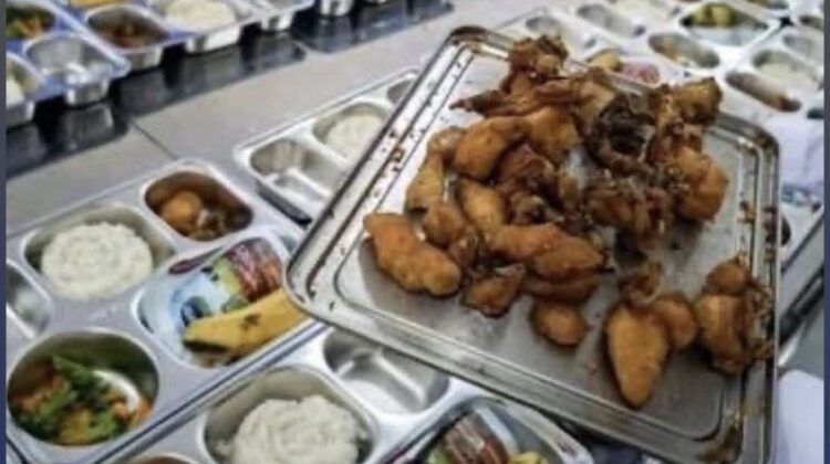 Hakim MK Guntur Hamzah mempertanyakan alasan anggaran program makan bergizi gratis dimasukkan ke sektor pendidikan dalam APBN 2026. Sorotan muncul karena dinilai tak selaras dengan fungsi kesehatan dan sosial.(Istimewa)