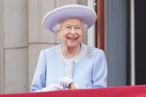 Permintaan terakhir Ratu Elizabeth II sebelum wafat ternyata sederhana: ingin berkumpul bersama cicit-cicitnya di tengah konflik keluarga kerajaan Inggris.(Istimewa)