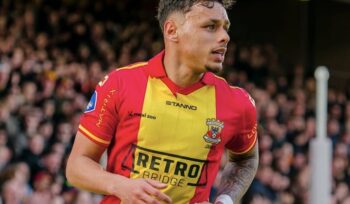 Dean James, Go Ahead Eagles, KNVB, naturalisasi pemain, kewarganegaraan ganda, aturan sepak bola Belanda, NAC Breda, berita sepak bola terbaru, status pemain naturalisasi, regulasi KNVB(Istimewa)