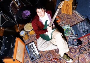 The Candle Light Children Comeback Lewat “Mangoes”, Lagu Tentang Lari dari Masalah yang Ujungnya Balik Lagi