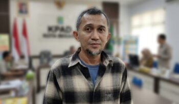 Ketua KPAD Kota Bekasi, Novrian.