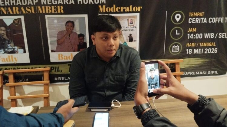 Diskusi publik di Tebet, Jakarta Selatan, menyoroti melemahnya supremasi sipil dan ancaman militerisme terhadap negara hukum. (Prabainsight.com)