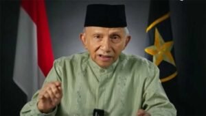 Partai Ummat menegaskan pernyataan Amien Rais soal Prabowo dan Teddy Indra Wijaya adalah sikap pribadi. Relawan Prabowo ancam tempuh jalur hukum.(Istimewa)