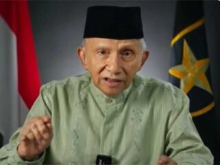 Partai Ummat menegaskan pernyataan Amien Rais soal Prabowo dan Teddy Indra Wijaya adalah sikap pribadi. Relawan Prabowo ancam tempuh jalur hukum.(Istimewa)
