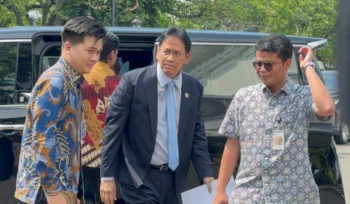 Prabowo kumpulkan KSSK di Istana saat rupiah melemah. Purbaya dan Airlangga irit bicara, pembahasan rapat masih jadi tanda tanya.