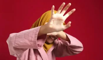 Tersangka kasus kekerasan seksual santriwati di Pati mangkir dari panggilan polisi. Jika kembali absen, aparat siap lakukan jemput paksa sesuai KUHAP.(istimewa)