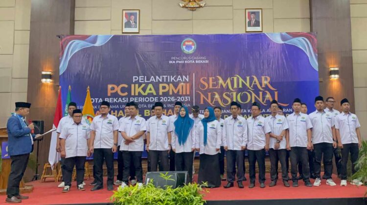 Momen ikrar sumpah saat pelantikan PC IKA PMII 2026-2031.