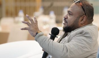 PLN menggelar Workshop Litigation Skill membahas implementasi KUHP-KUHAP baru dan risiko pidana korporasi. Chorinus Eric Nerokou menekankan pentingnya kepatuhan dan tata kelola perusahaan.(Foto:Istimewa)