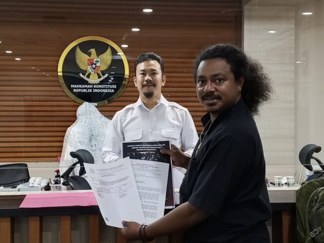 
					GMNI DKI Jakarta membawa amicus curiae ke MK dalam uji materi UU TNI. Mereka menilai perluasan peran TNI bisa membuka jalan kembalinya dwifungsi militer di ruang sipil.(Istimewa)