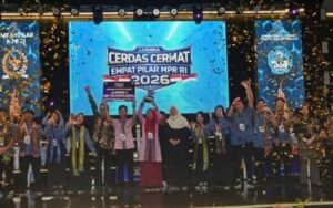LCC 4 Pilar MPR RI viral usai anggaran Rp30,7 miliar dibandingkan dengan hadiah juara Rp10 juta. Publik soroti transparansi penggunaan dana negara.