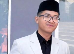 Seorang pelajar dari PII Sumsel mengajak publik melihat Program Makan Bergizi Gratis (MBG) dari sisi tata kelola, efektivitas, dan prioritas anggaran. Bukan soal menolak, melainkan memastikan program berjalan tepat sasaran.(istimewa)