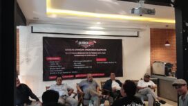 Bjorka ’98 menggelar diskusi soal militerisme dan supremasi sipil. Para narasumber mengingatkan pentingnya pengawasan publik agar semangat Reformasi 1998 tidak sekadar menjadi kenangan.(istimewa)