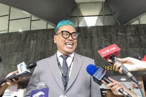 Uya Kuya melaporkan dugaan penyebaran hoaks yang menyebut dirinya memiliki 750 dapur MBG. Laporan resmi telah diterima Polda Metro Jaya dan kini dalam proses penyelidikan.(istimewa)