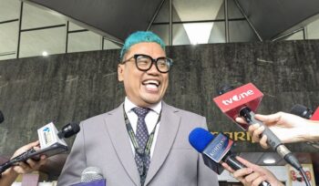 Uya Kuya melaporkan dugaan penyebaran hoaks yang menyebut dirinya memiliki 750 dapur MBG. Laporan resmi telah diterima Polda Metro Jaya dan kini dalam proses penyelidikan.(istimewa)