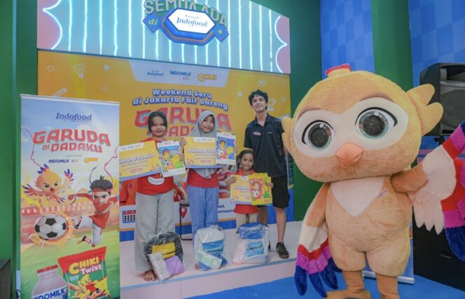 
					Indofood melalui Indomilk Kids dan Chiki berkolaborasi dengan film animasi Garuda di Dadaku. Meet & greet bersama Keanu Azka dan Quinn Salman di Jakarta Fair 2026 menjadi ajang inspirasi bagi anak-anak untuk berani bermimpi.(istimewa)