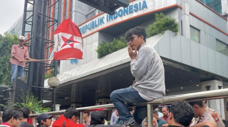 Aliansi Mahasiswa Jakarta melaporkan dugaan penyimpangan Program KDMP senilai Rp59,23 triliun ke KPK. Mereka mempertanyakan efektivitas program dan meminta pengusutan aliran dana secara transparan.(Istimewa)