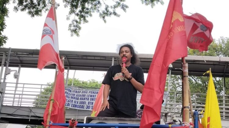 DPD GMNI mendesak Utut Adianto dicopot dari DPR RI setelah mendukung latihan dasar militer bagi manajer Koperasi Desa Merah Putih. GMNI juga meminta Program KDMP dihentikan.(Istimewa)