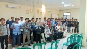FKLPID Jabar bersama BLK Kabupaten Indramayu berfoto bersama usai acara.