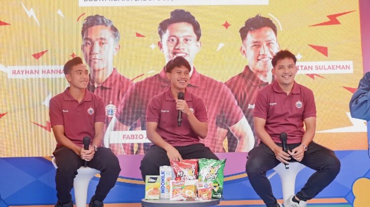 Jakmania memadati Rumah Indofood di Jakarta Fair 2026 untuk bertemu Witan Sulaeman, Rayhan Hannan, dan Fabio Azka Irawan dalam acara Meet & Greet menyambut musim baru Persija.(istimewa)