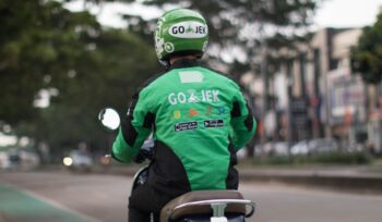 Perpres ojol memasuki tahap finalisasi. Wakil Ketua DPR RI Sufmi Dasco Ahmad memimpin rapat lintas kementerian membahas status driver ojol, skema kemitraan aplikator, hingga kepastian hukum transportasi online.