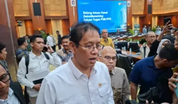 Purbaya Yudhi Sadewa menanggapi santai isu dirinya menjadi calon Gubernur Bank Indonesia. Simak pernyataannya, penjelasan soal KSSK, serta mekanisme pemilihan Gubernur BI menurut undang-undang.