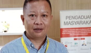 LSM Frontal melaporkan Sekda Kabupaten Kuningan ke KPK berdasarkan temuan BPK terkait dugaan penyimpangan dana GU Disdikbud senilai Rp3,17 miliar. KPK diminta mengusut pihak-pihak yang bertanggung jawab.