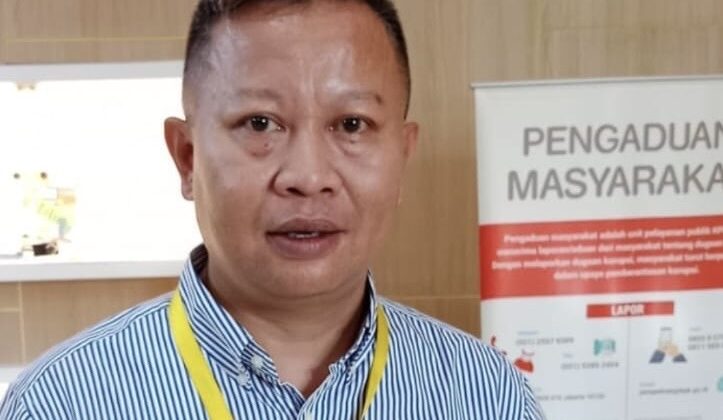 LSM Frontal melaporkan Sekda Kabupaten Kuningan ke KPK berdasarkan temuan BPK terkait dugaan penyimpangan dana GU Disdikbud senilai Rp3,17 miliar. KPK diminta mengusut pihak-pihak yang bertanggung jawab.