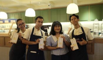 MILKLAB menghadirkan Sip, Explore, and Win hingga 15 Agustus 2026. Coffee lovers bisa café hopping, mengumpulkan stamp, menikmati Coffee Rave, dan berburu hadiah.