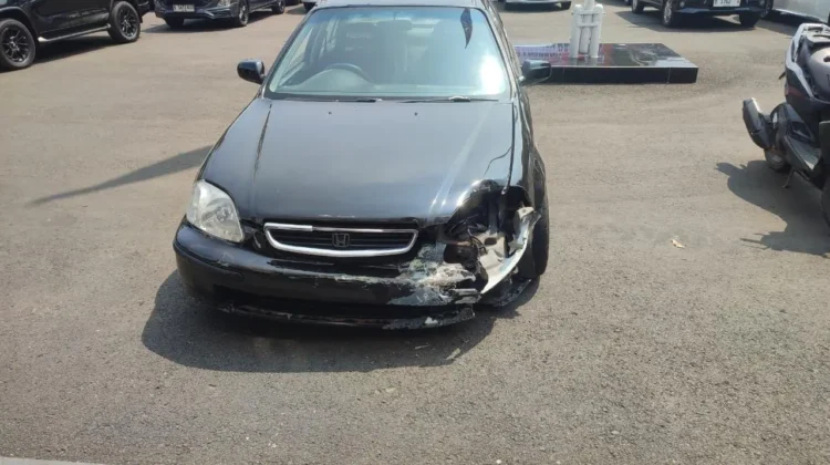 Honda Civic Ferio yang dikemudikan Adham dalam kecelakaan maut di Bandung ternyata milik personel Pussenkav TNI AD. Tiga prajurit diperiksa.(istimewa)
