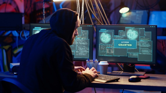 Empat hacker ditangkap di Brasil setelah diduga membobol sistem Commerzbank dan mencuri dana hingga 30 juta Euro atau sekitar Rp619 miliar.(Istimewa)