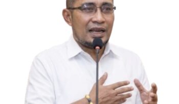Sandri Rumanama Apresiasi Polri Padamkan 62 Persen Karhutla, Pelaku Pembakaran Harus Diproses