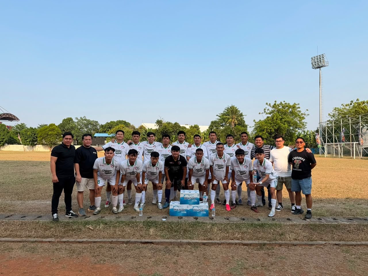 PAPARAJI FC melaju ke semifinal Turnamen 165 Cup HKBP setelah mengalahkan IAS FC 2-1 di GOR Ciracas. PAPARAJI membidik tiket ke partai final.(istimewa)