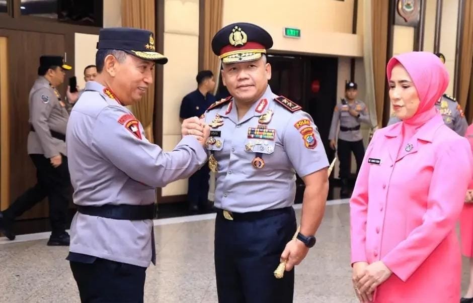 Kapolda Sulut Yudho Hermanto Resmi Naik Pangkat Jadi Irjen Pol. (Foto: Istimewa)