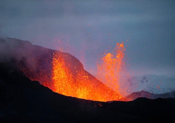 Abu vulkanik Gunung Anak Krakatau terpantau menyebar ke Jakarta, Lampung, Banten dan Jawa Barat. BMKG mengingatkan dampak terhadap kualitas udara, jarak pandang hingga penerbangan.(istimewa)