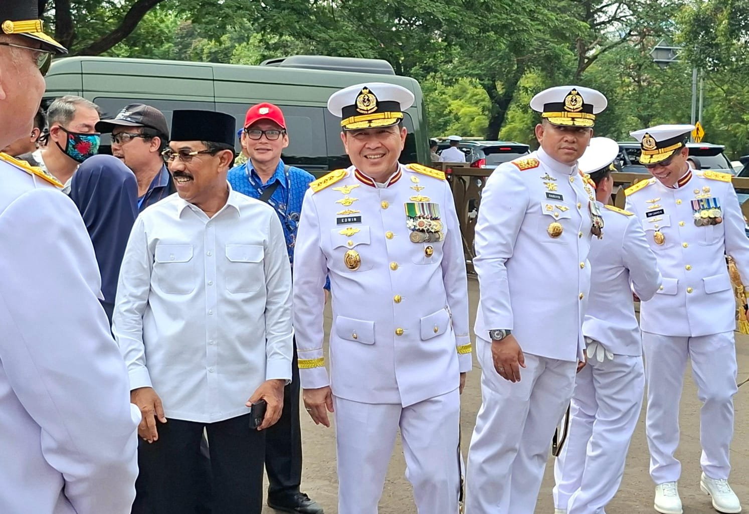 Wakasal Berikan Penghormatan Terakhir kepada Mantan Panglima TNI Laksamana Widodo AS. (Foto: Prabainsight/Daffa)