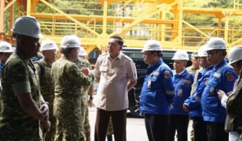 Perkuat Pertahanan Maritim, Menhan Sjafrie Tinjau Pembangunan Alutsista di PT PAL Indonesia