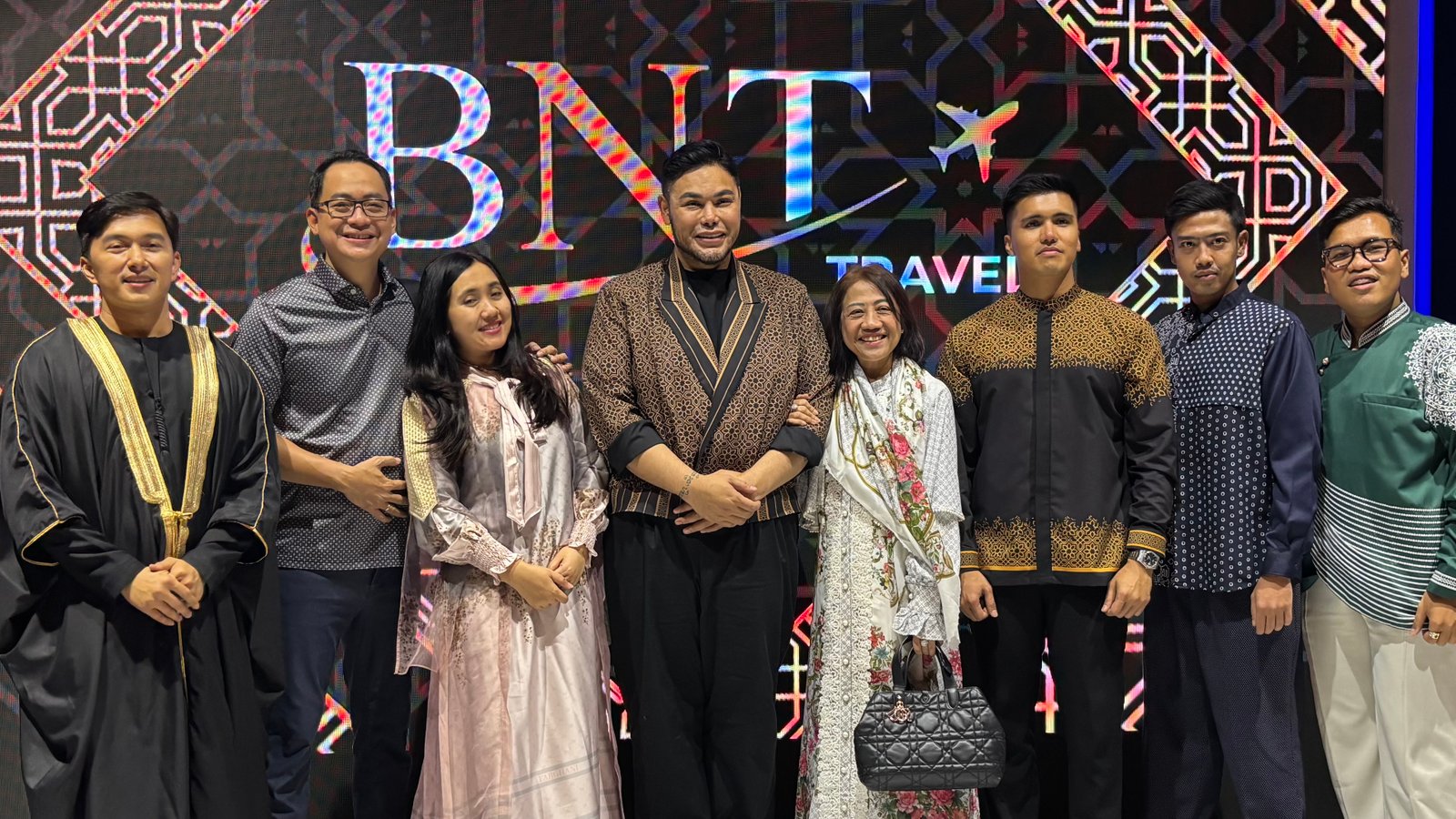 Ivan Gunawan Ungkap Cerita di Balik Outfit Saat Launching BNT Travel